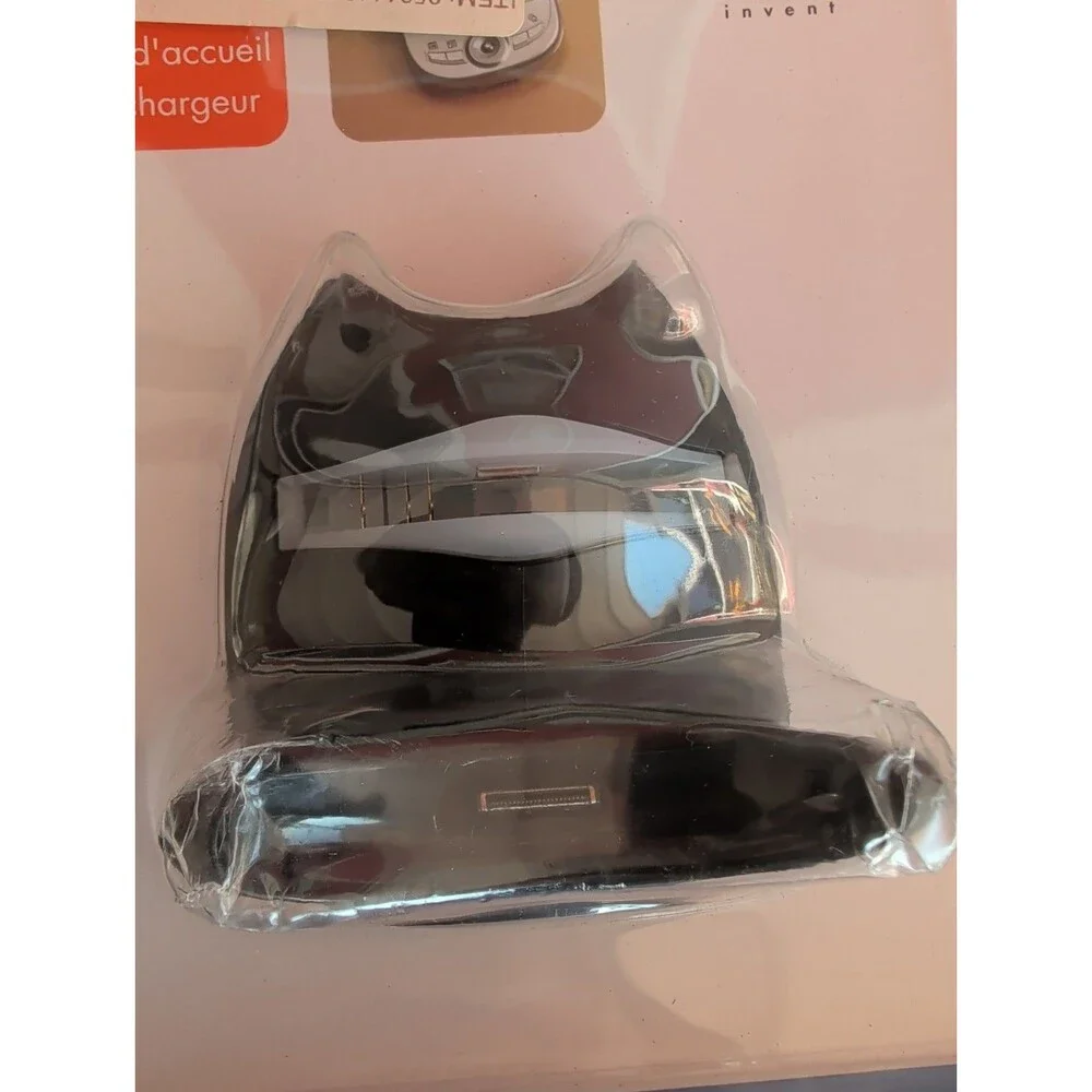 HP iPAQ Pocket PC h1900 series USB dock/charger.